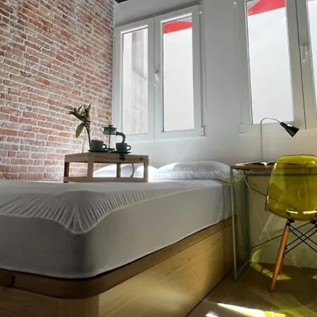 Homestay Late Checkout 14 H Free Netflix Tv