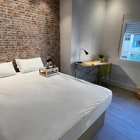 Homestay Late Checkout 14 H Free Netflix Tv Valencia